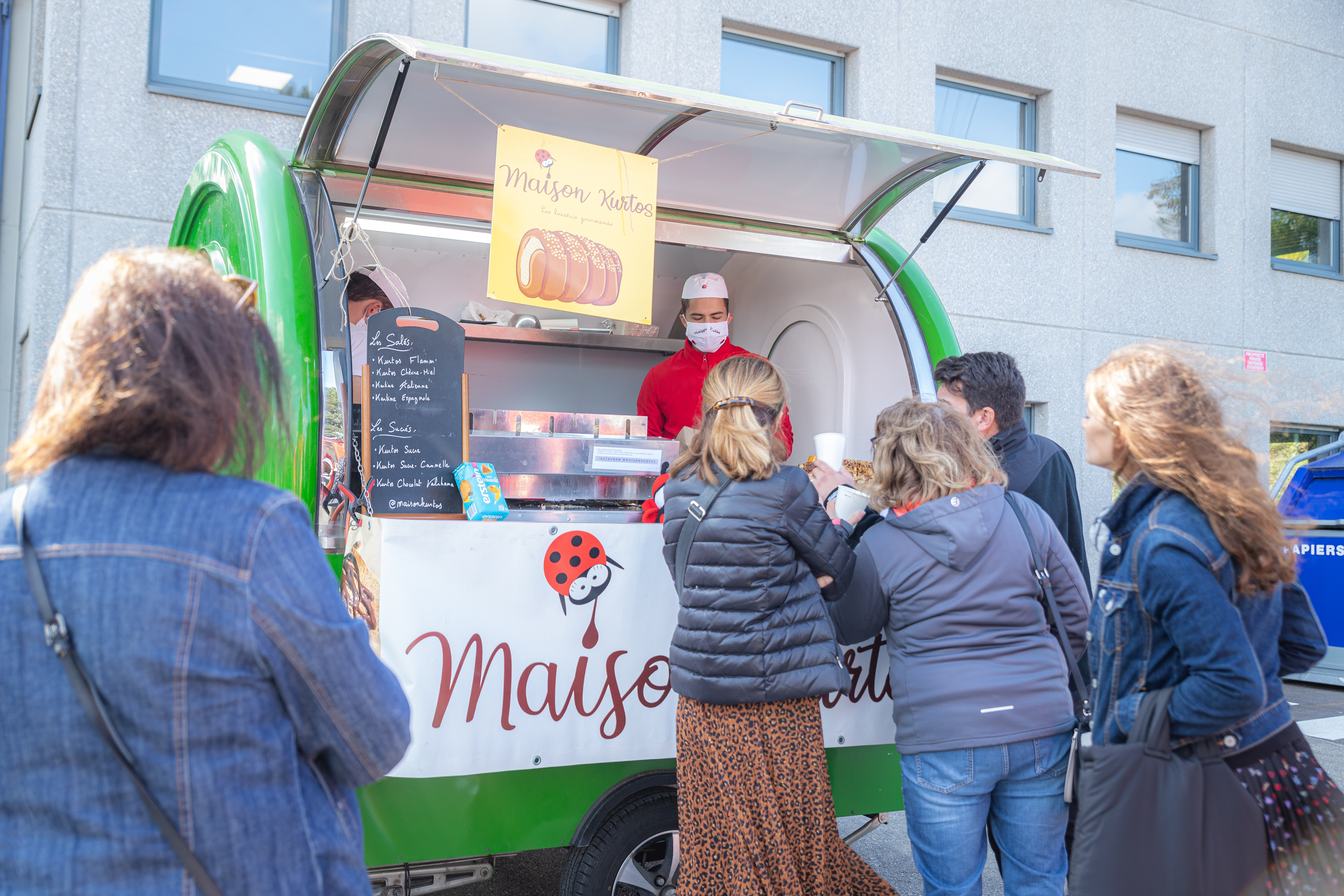 Location de food truck à Liège : un service maîtrisé, du brief au dernier service
