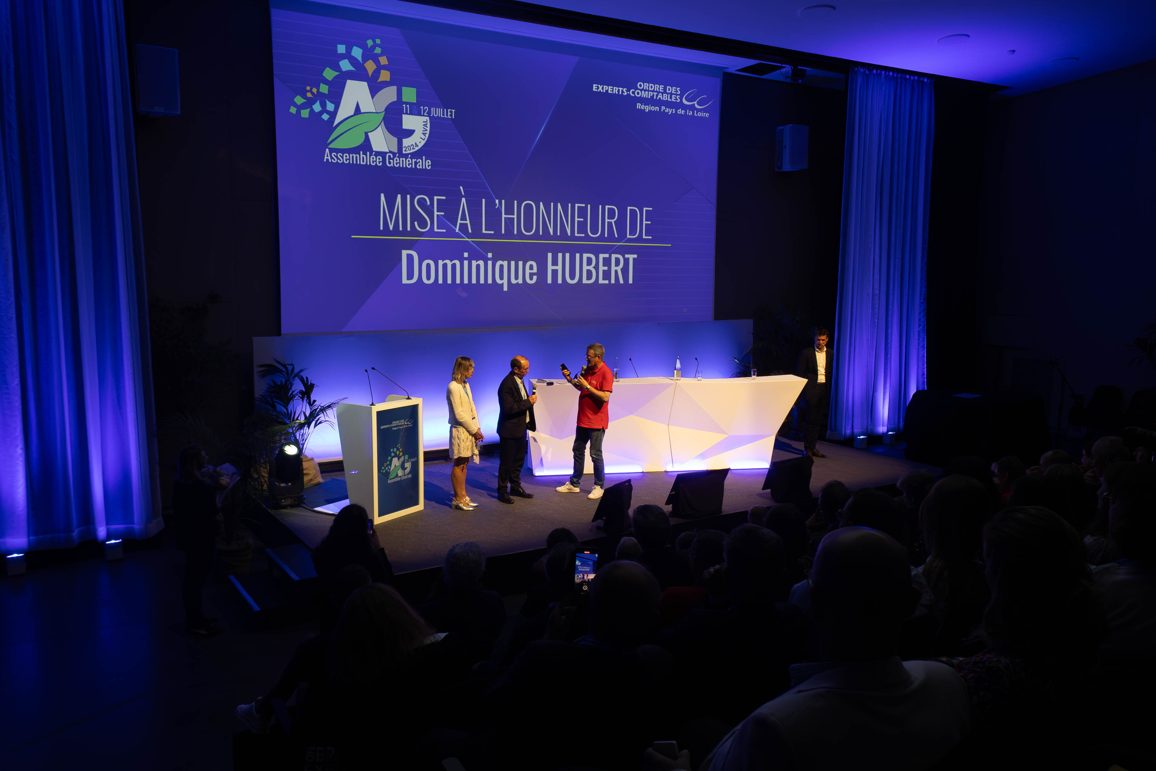 Organiser Cérémonie des voeux entreprise Nimes